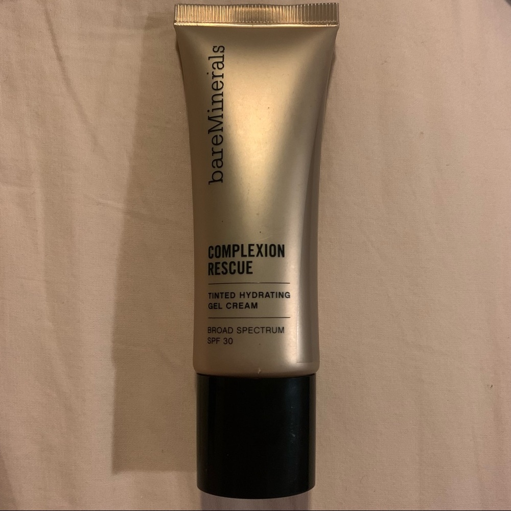 bareMinerals Complexion Rescue Tinted Moisturizer with Hyaluronic Acid